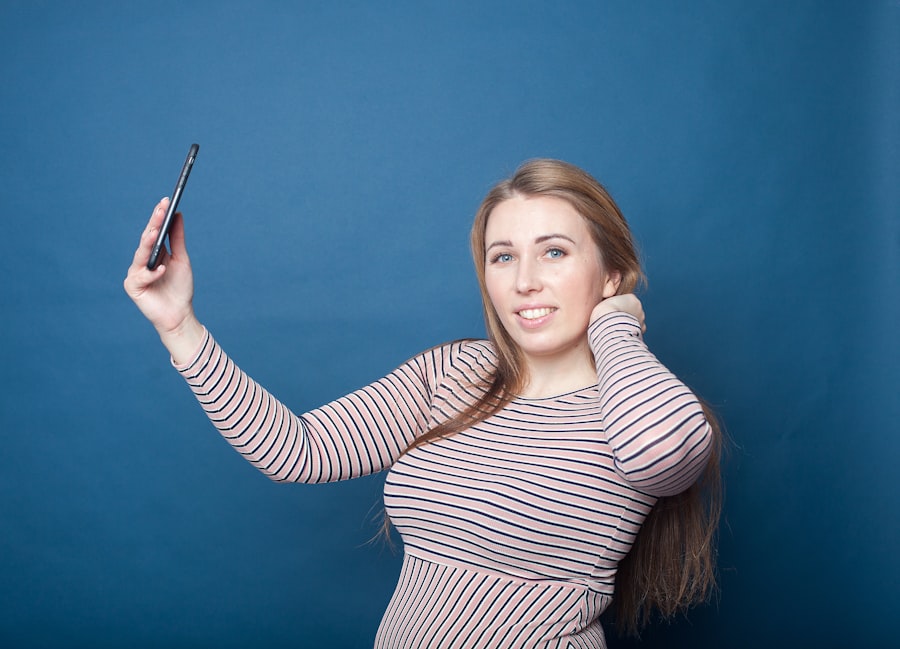 Photo selfie prompts