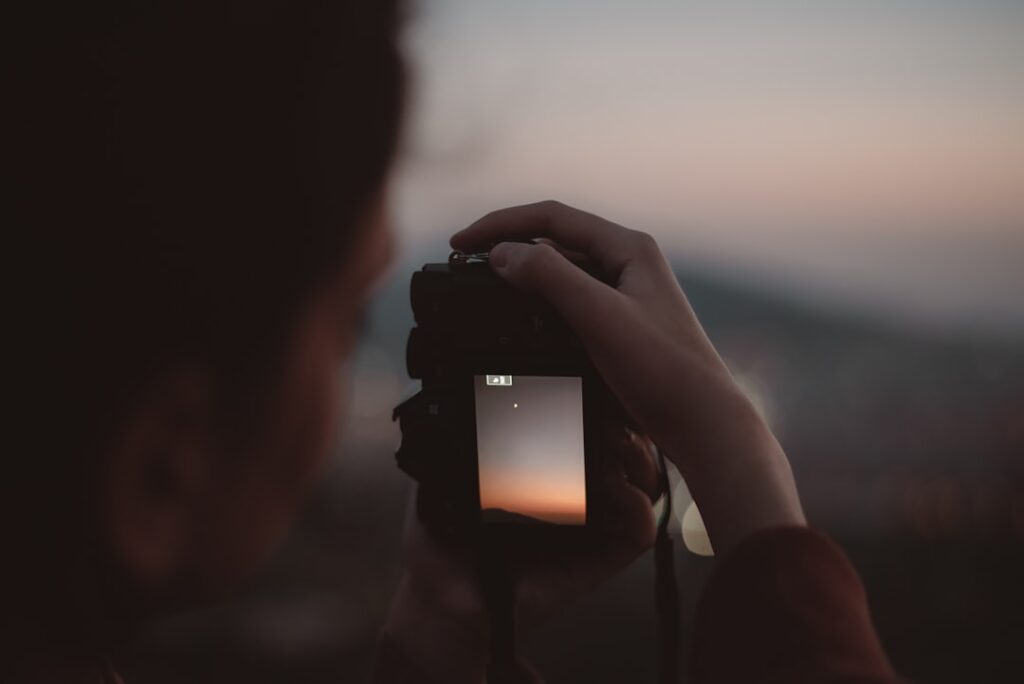 Photo camera prompts