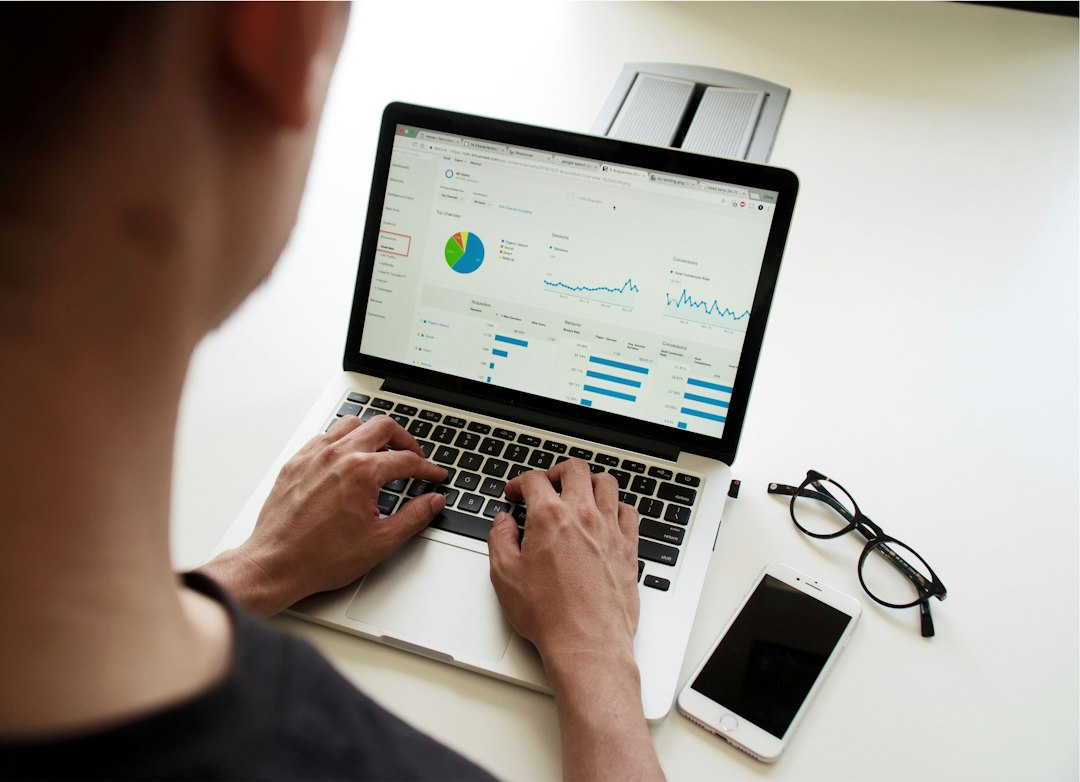 Photo email marketing ROI analysis