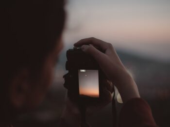 Photo camera prompts